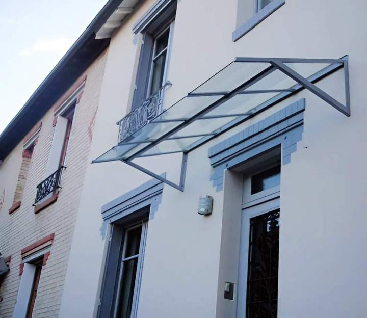 Marquise en métal et vitre Nanterre