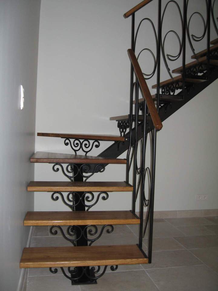 Nous concevons les escaliers selon les configurations de l’espace.